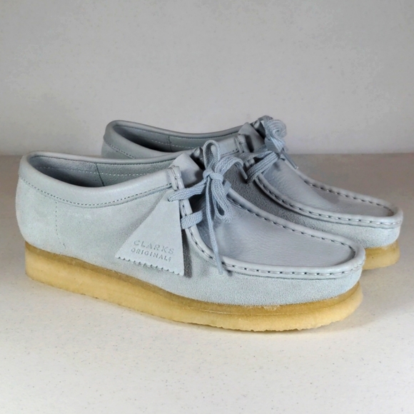 clarks wallabee light blue